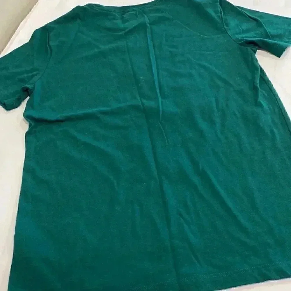 Old Navy T-shirt